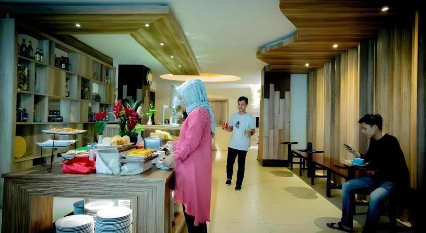 Infinity Hotel Jambi By Tritama Hospitality Bagian luar foto